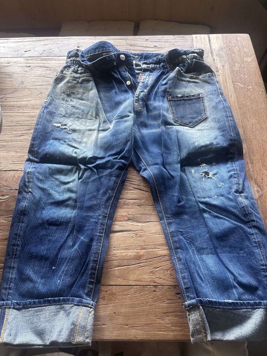 Dsquared2 Jeans: Dsquared2 3/4 Jeans – Gebraucht aus Arisdorf von Defrock