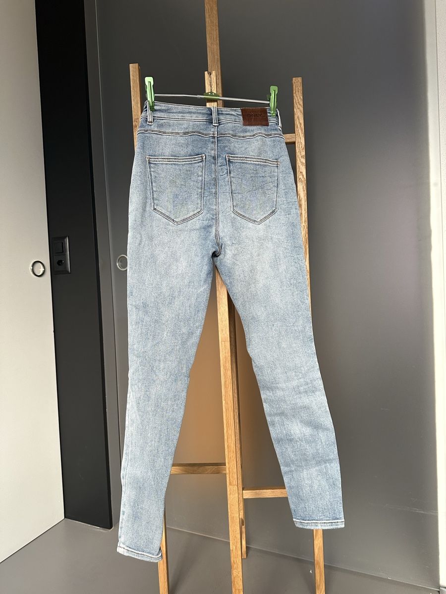 Only Jeans: Only Jeans, High Waist, Grösse 26/32 – Usato da Gipf-Oberfrick venduto da Gabor5 2