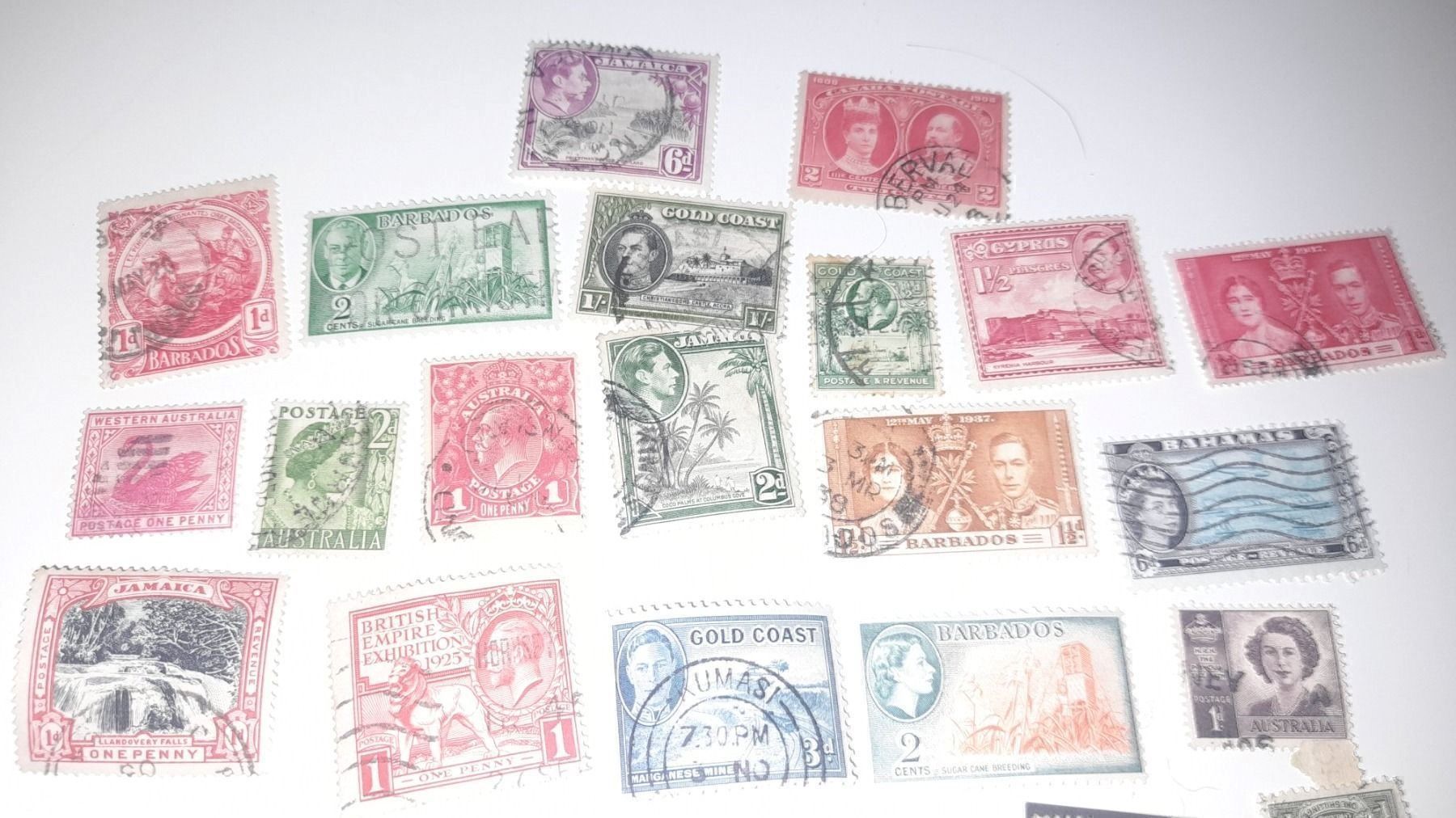 Tutti i francobolli: Barbados / Cyprus / Australien /div. – Usato da Balgach venduto da SIMEON27 1