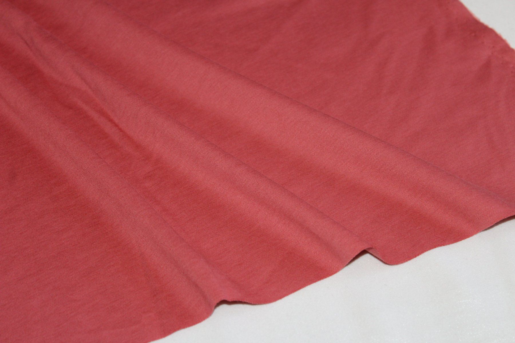 Tessuti: Stoff Jersey Bio-Baumwolle uni coral – Nuovo (secondo la descrizione) da Obfelden venduto da solomon111