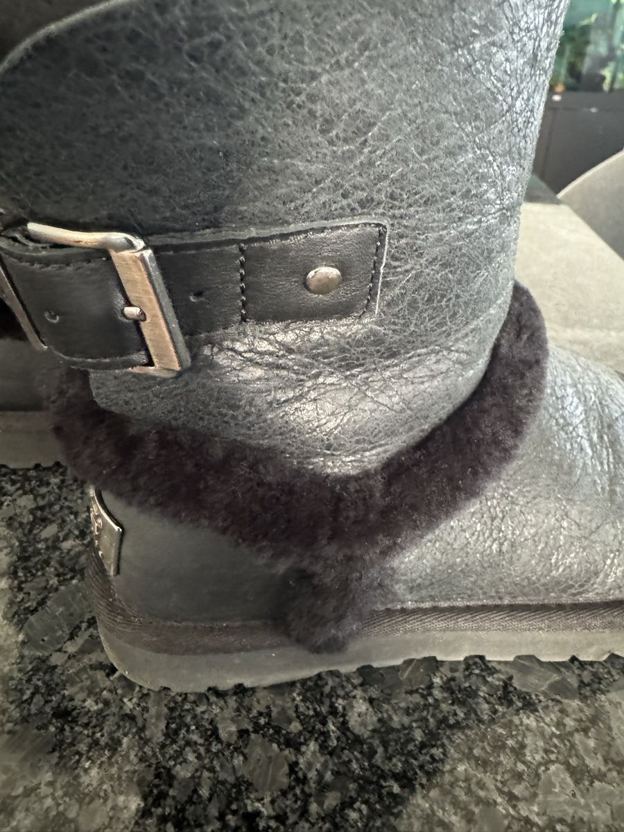 Ugg Scarpe da donna: UGG basses – Nuovo (secondo la descrizione) da Blonay venduto da Celuna 3