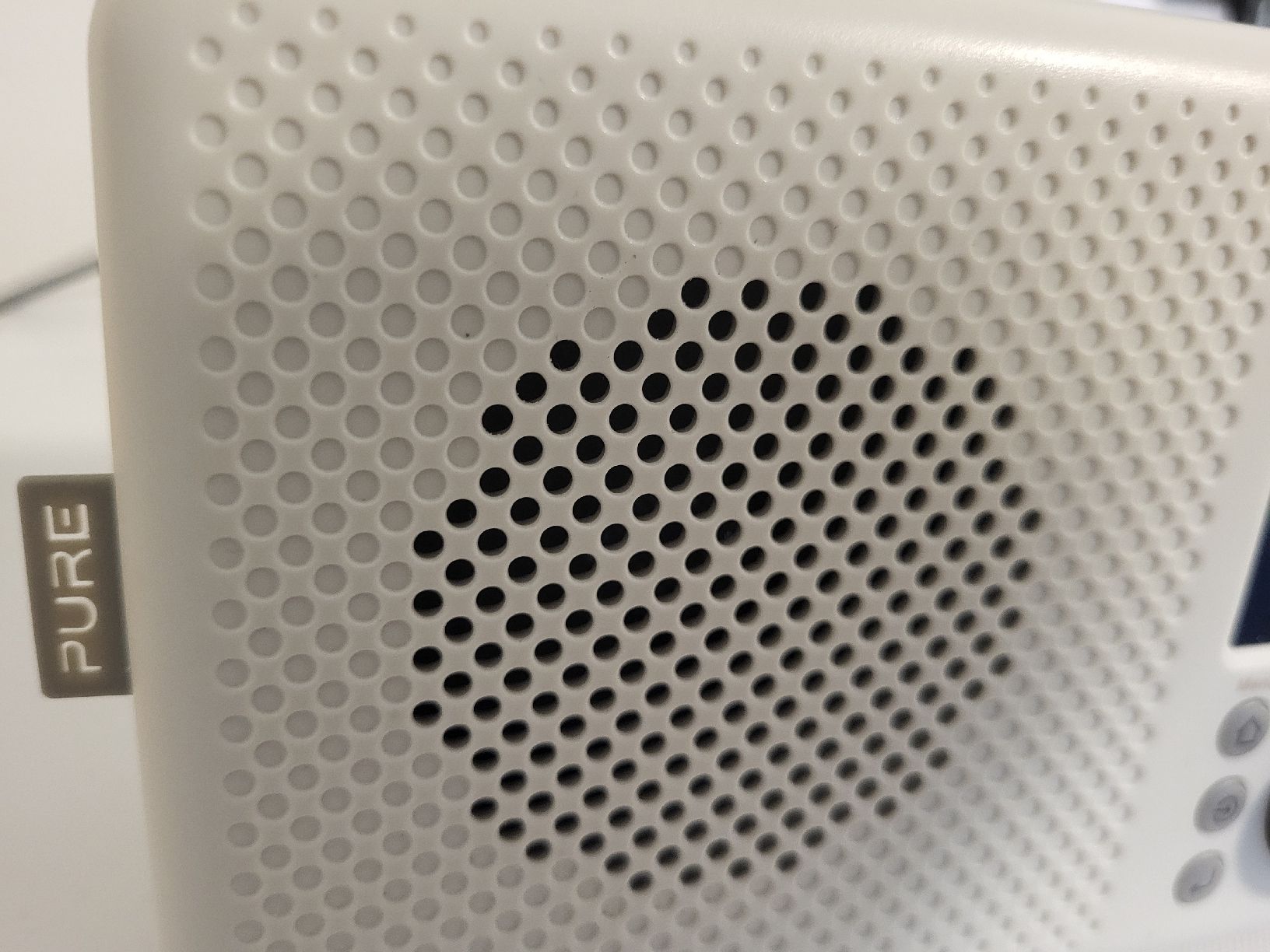 Radios: Pure Elan Connect DAB Radio weiss – Gebraucht aus Flawil von Hamdia12 3