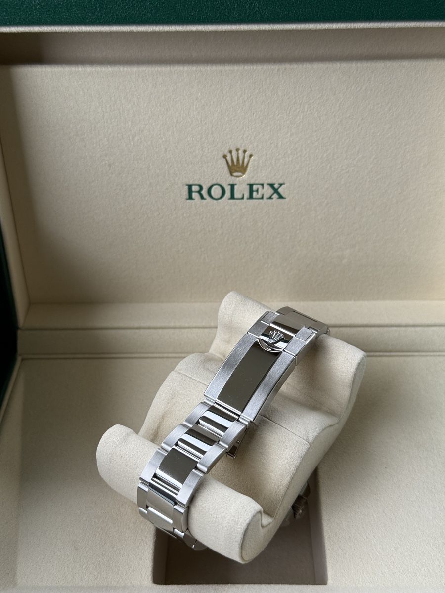 Rolex Orologi: Rolex GMT Master II Batman 12.2025 NEU Fullset – Nuovo e nell'imballaggio originale da Glattpark(Opfikon) venduto da Sonnenzeit99 3