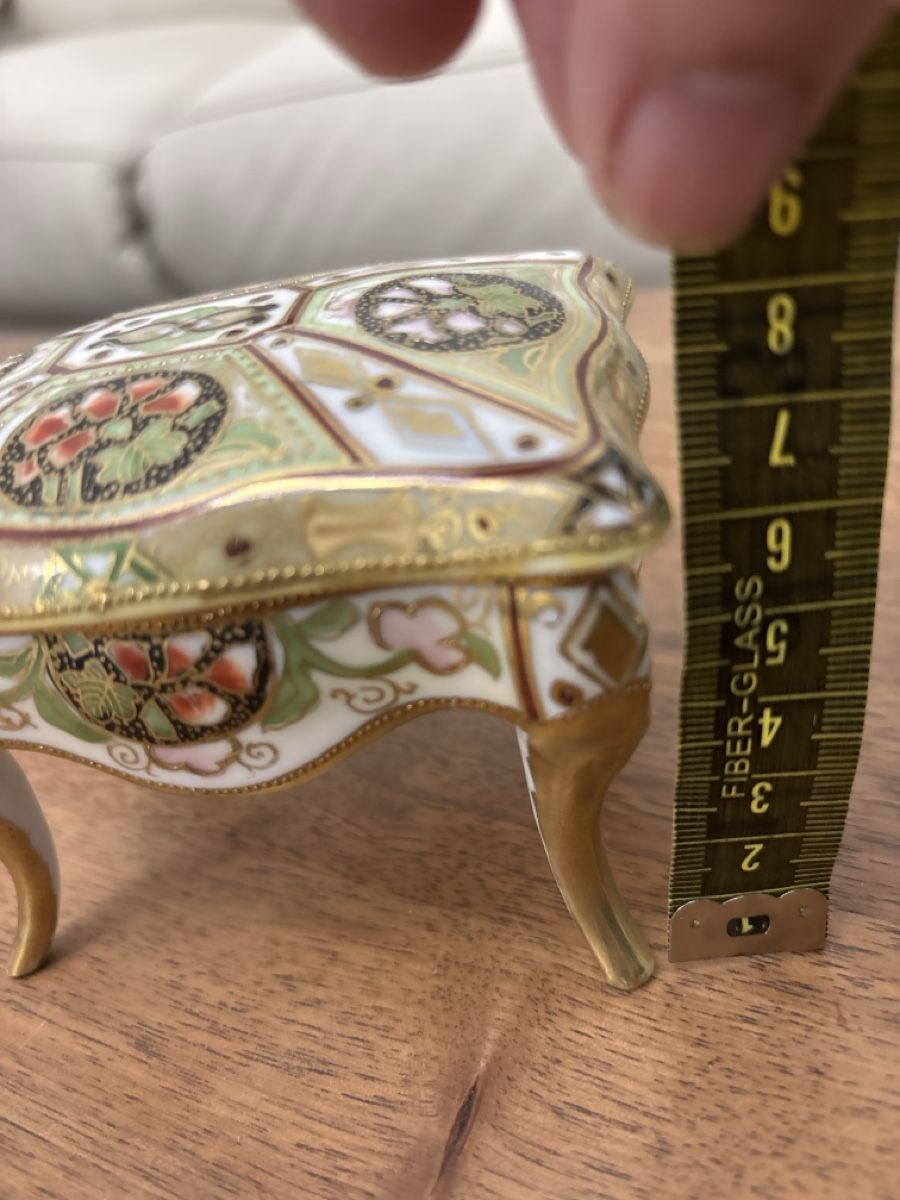 Tavoli da trucco: Wunderschöne antike Noritake Schmuckschatulle, Japan. – Usato da Kriens venduto da mir_v8ww 8