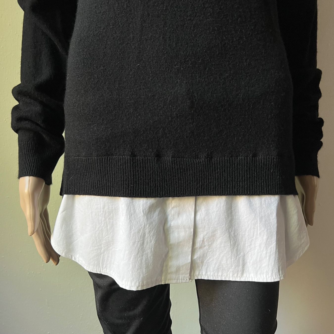 Pullover & Sweatshirts: WALLIS Pullover mit Bluseneinsatz 🖤 – Gebraucht aus Zürich von ClosetQueen 1