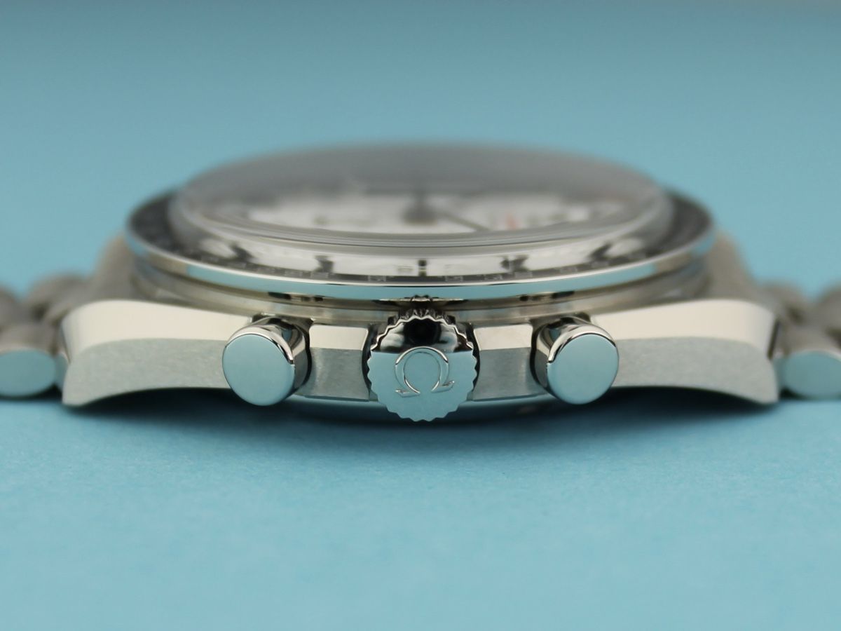 Omega Montres: Omega Speedmaster Professional Moonwatch – Neuf avec emballage d'origine à Zürich par tobleratelier 5