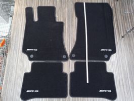 AMG Mercedes Benz 4er Set Fussmatten schwarz / Auto Teppich