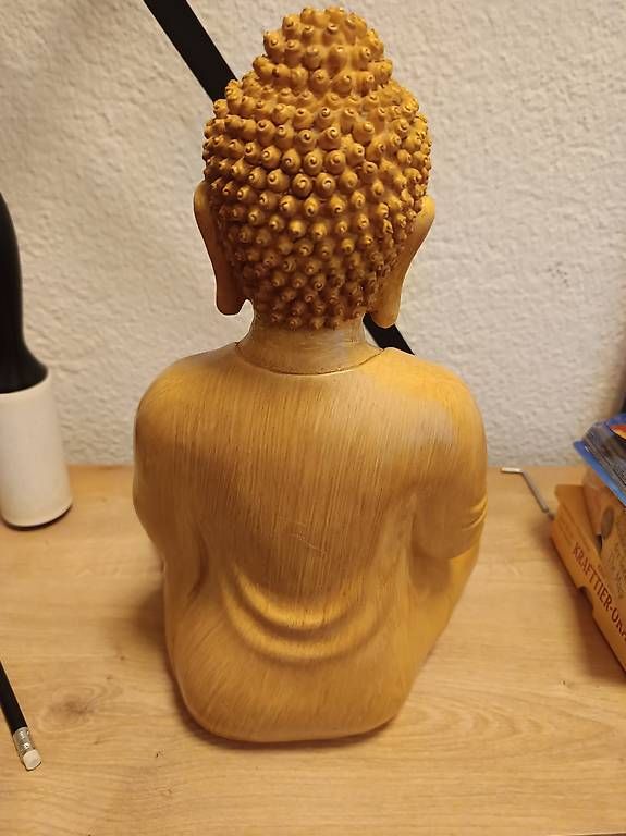 Skulpturen & Statuen: Wunderschöne Buddha Statue aus Holz, 30cm – Gebraucht aus Olten von Slaven_Todorovic 2