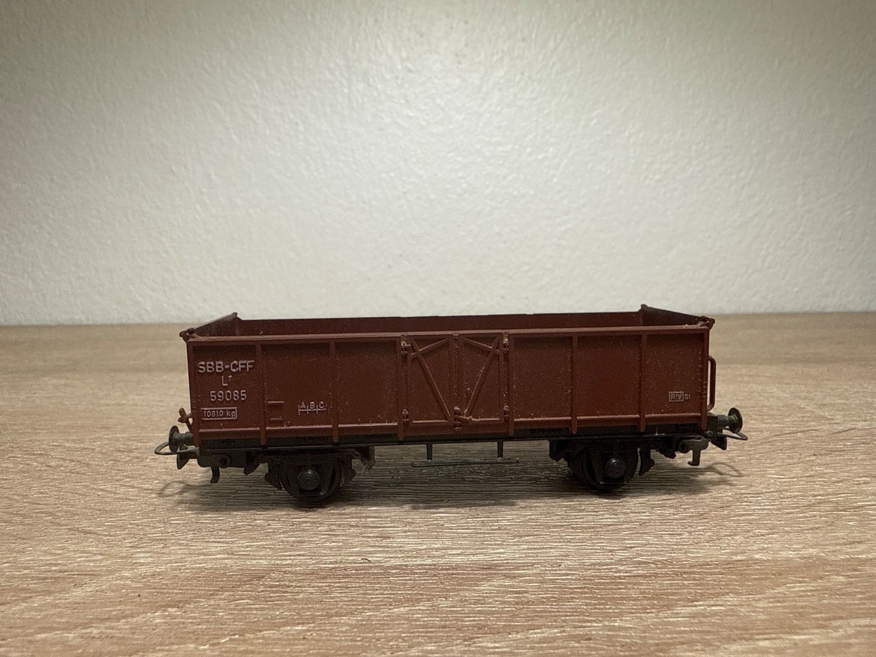 Kleinbahn Modelleisenbahnen: Kleinbahn Güterwagen SBB H0 (78) – Gebraucht aus St-Aubin-Sauges von tantome 1