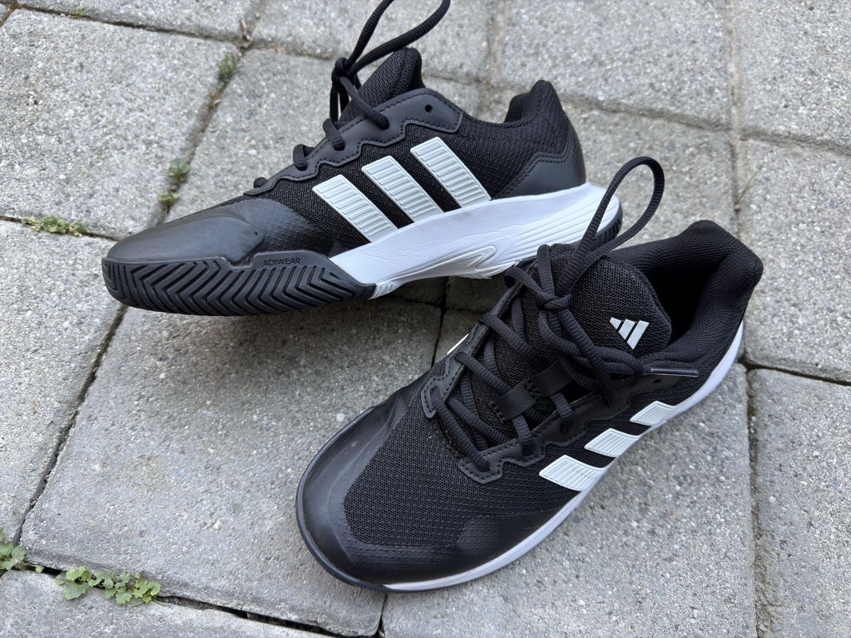 Adidas Chaussures hommes: Adidas Performance Tennisschuh schwarz – D'occasion à Chur par kha_s7cw