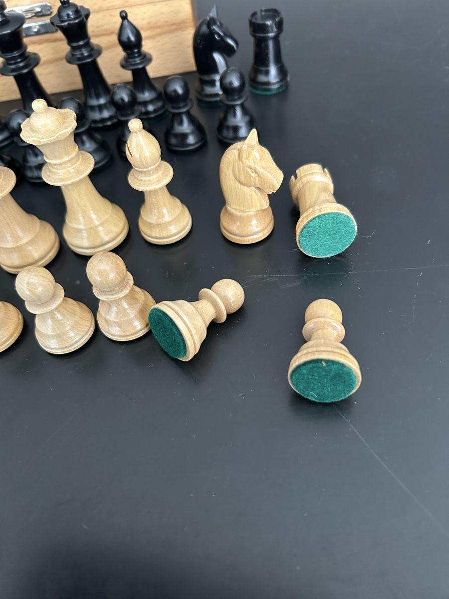 Spiele: Staunton Schachfiguren in Box – Gebraucht aus Zumikon von tuna007 5