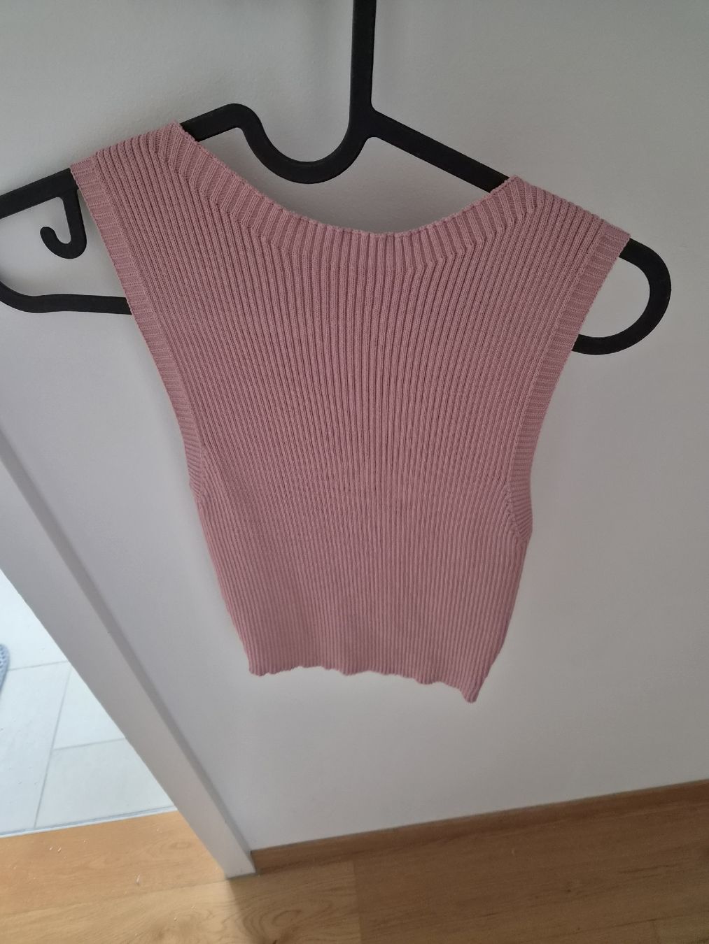 Tops: Rippstrick Top ärmellos rosa  – Neu (gemäss Beschreibung) aus Altstätten SG von melii._.98