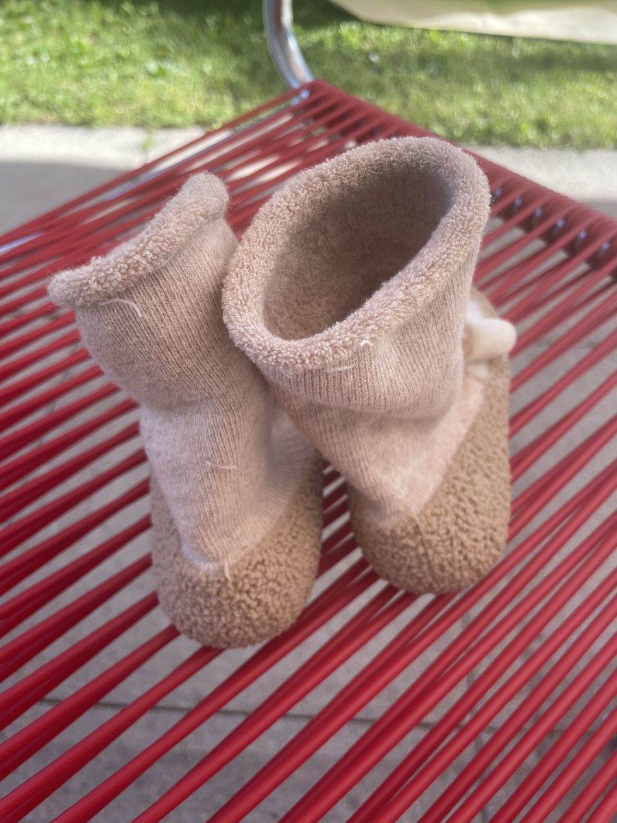 Scarpe per ragazzi: Finken / Hausschuhe, Gr. 24/25 – Usato da Weiningen ZH venduto da wunderkaro 1