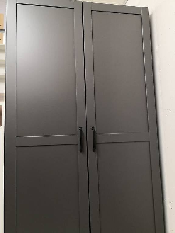 Armadi: Kleiderschrank 2-türig schwarz / anthrazit – Usato da Hitzkirch venduto da inf_k29j