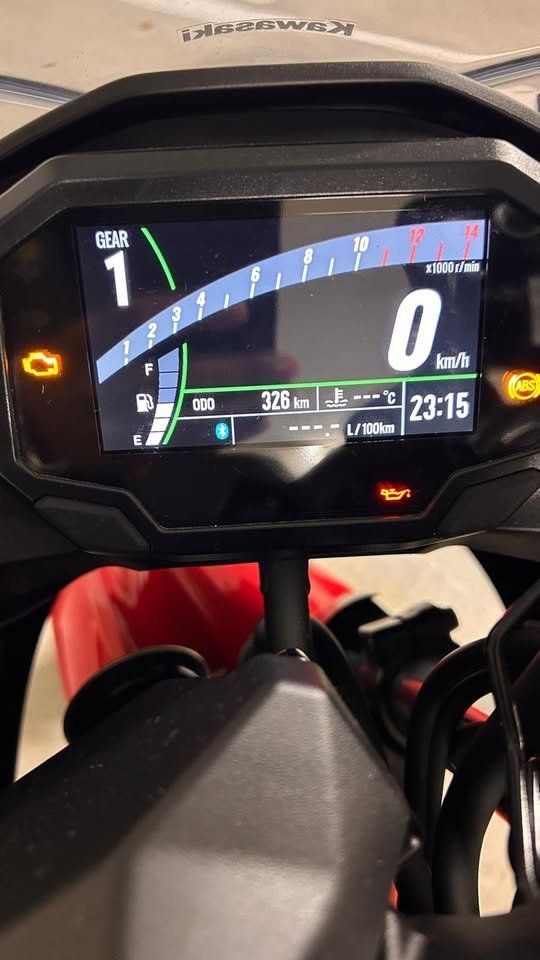 Kawasaki Strada: 2025 Kawasaki ninja 500 se – Usato da Zürich venduto da ale_22wy 4