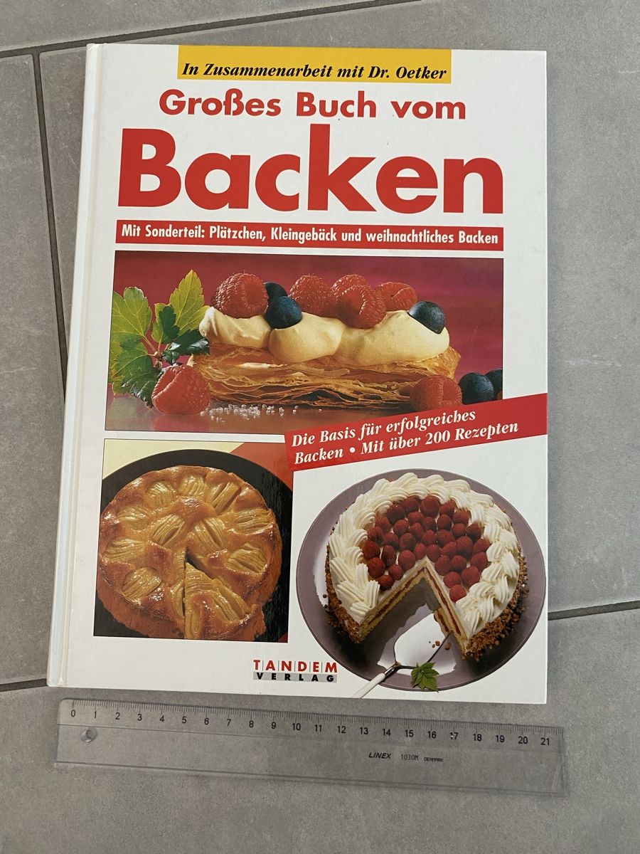Libri: Backbuch: Grosses Buch vom Backen – Difettoso da Hünenberg See venduto da lar_9zjk 5