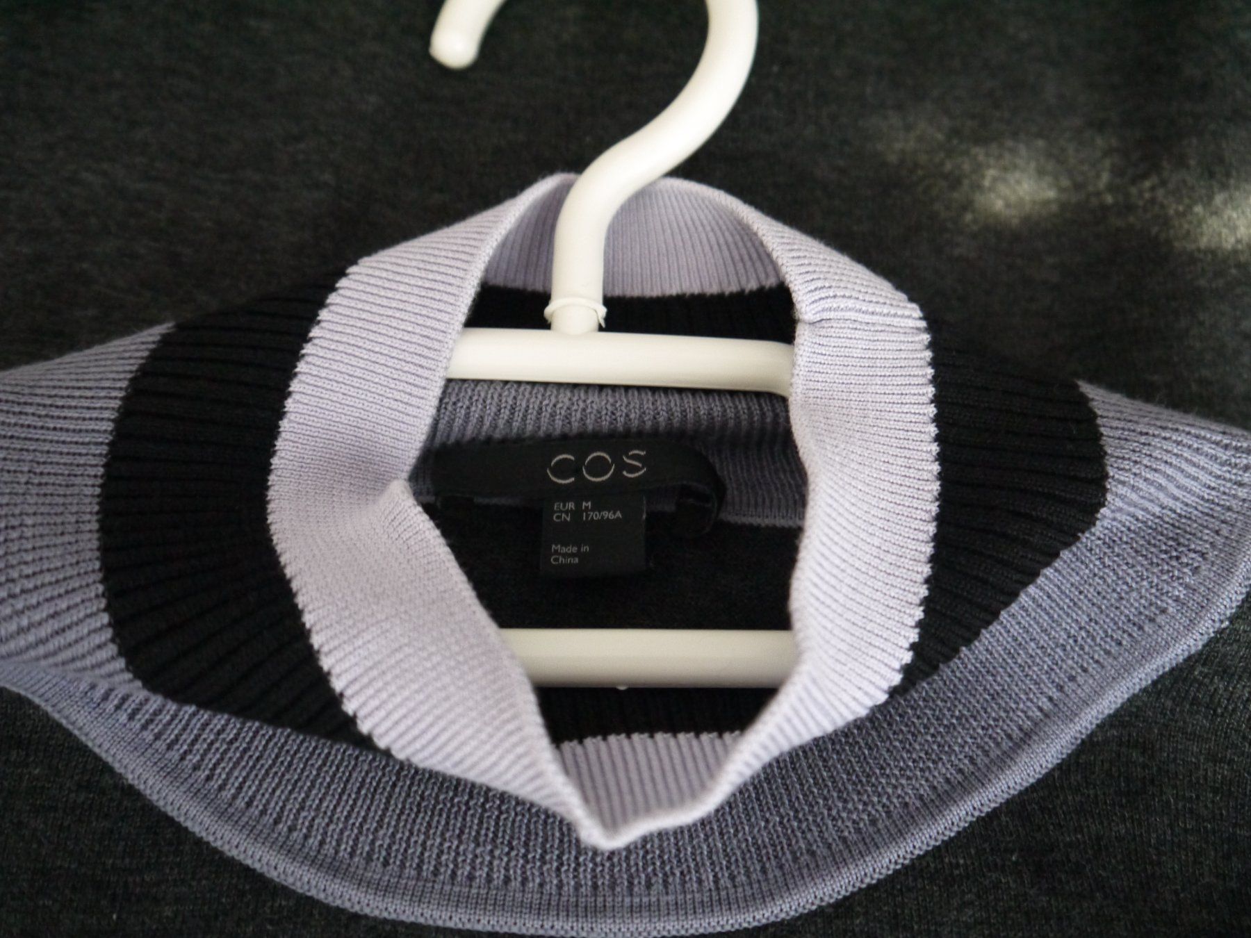 Cos Pulls & Sweat-shirts: COS Pullover aus Seide, Cotton Gr.M – D'occasion à Hagendorn par Blaf 1
