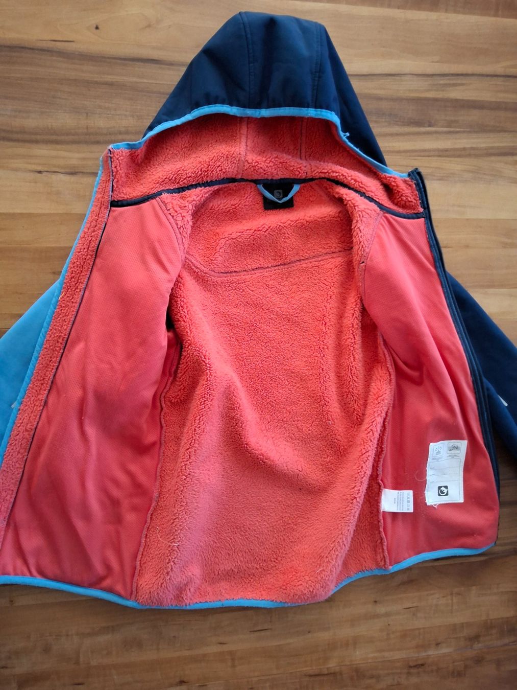 Trevolution Giacche & Cappotti: Kinder Softshelljacke Grösse 140 gut erhalten – Usato da Sachseln venduto da Cadfael1 4