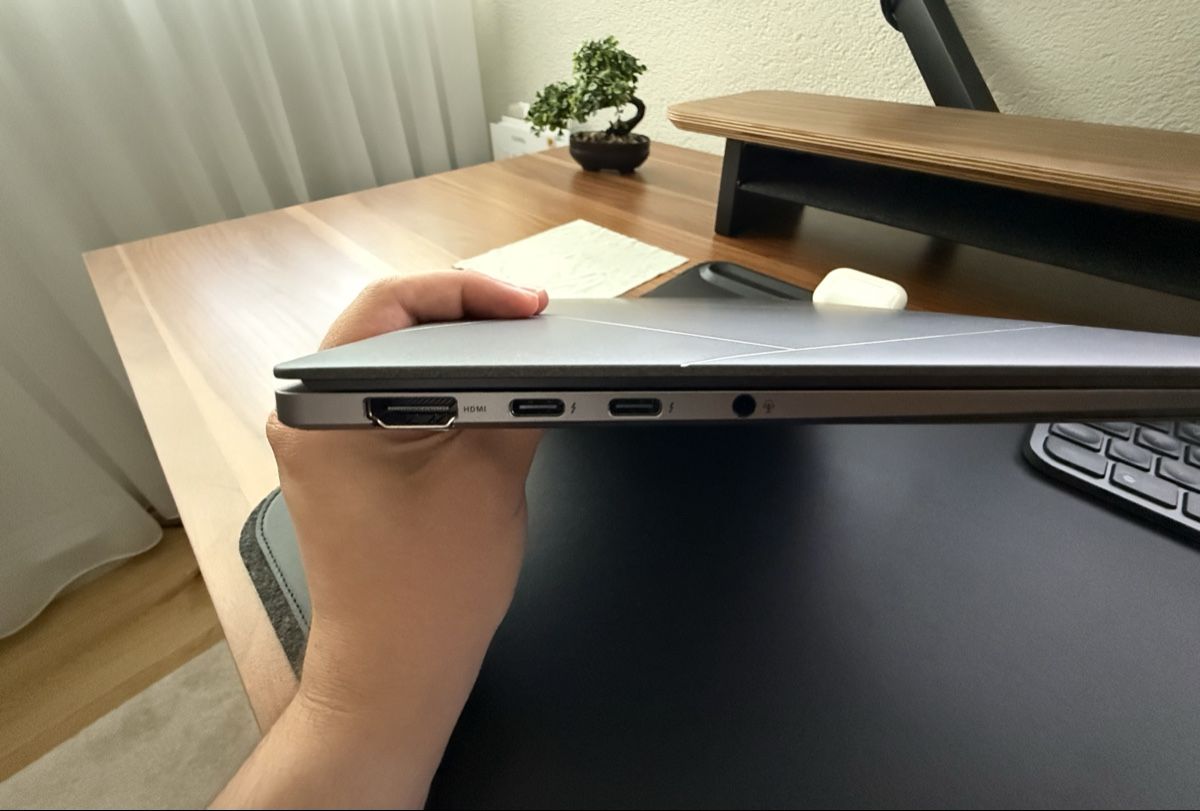 Asus Notebook: ASUS Zenbook S14 OLED UX5406SA – Usato da Niederbipp venduto da cos_bf7k 2