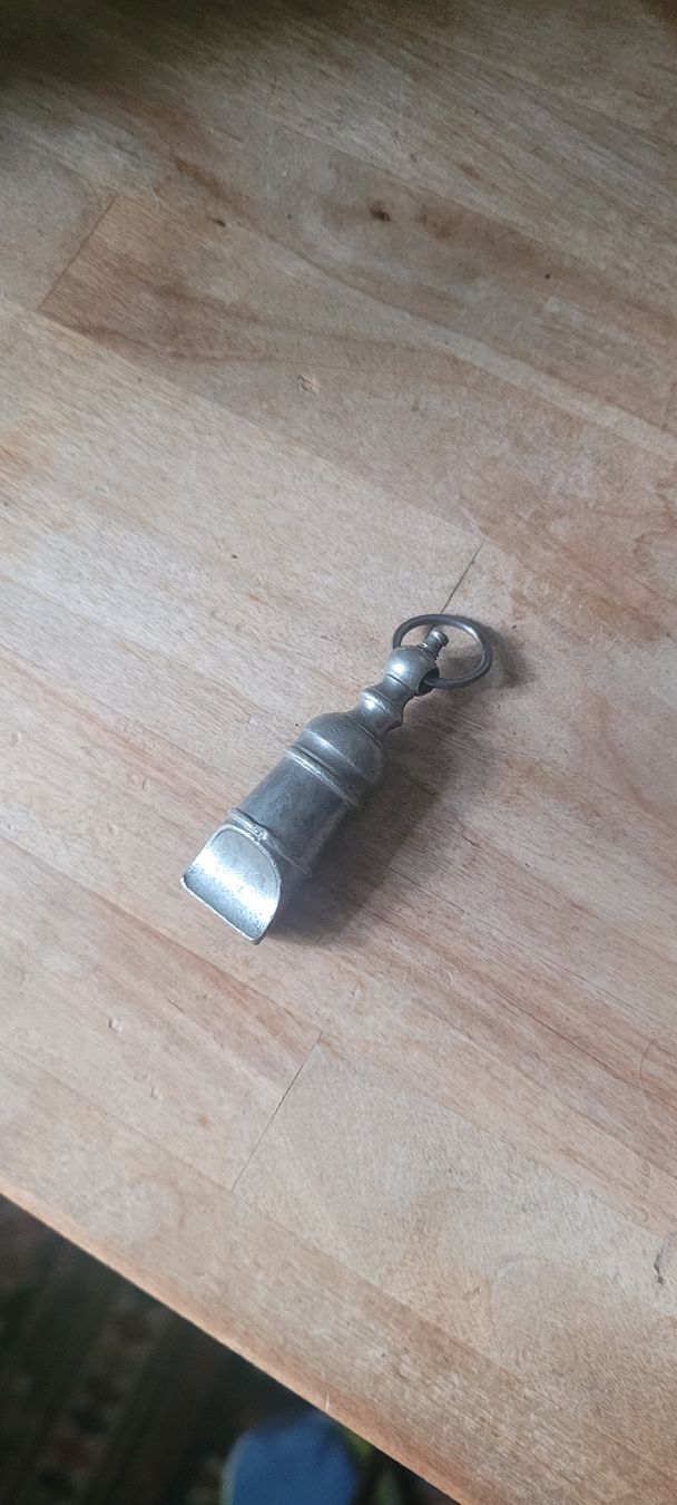 Strumenti musicali: Sifflet Vintage en métal – Usato da Genève venduto da uneautresaison 2