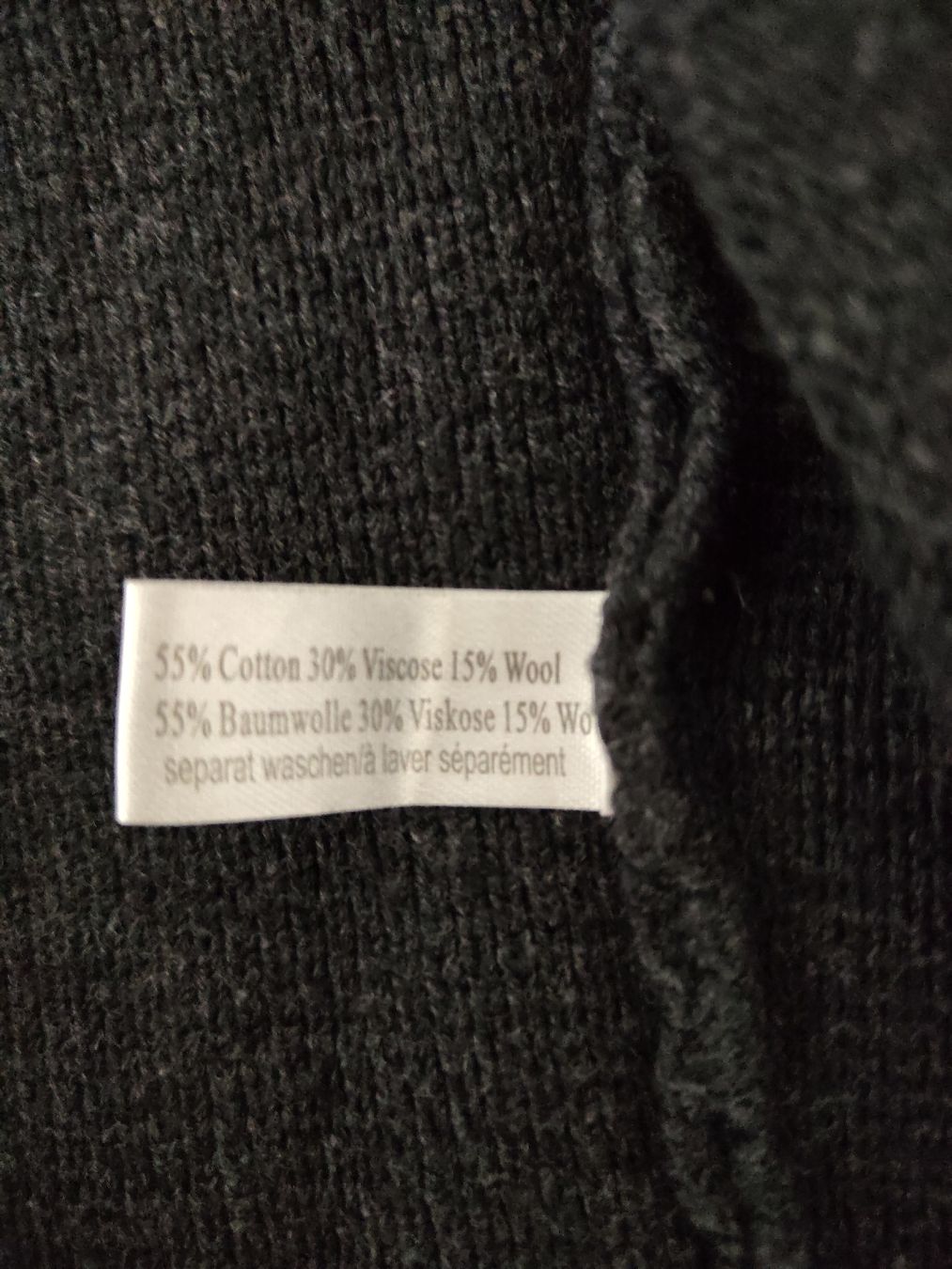 Vestes: Sweatjacke mit Reissverschluss – D'occasion à Frutigen par 20silas02 2