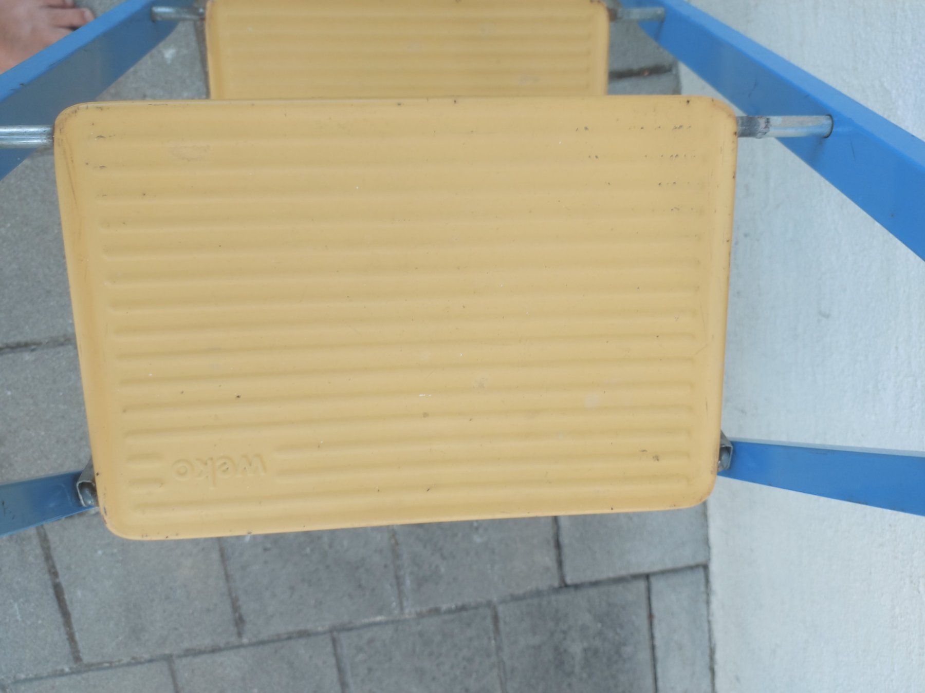 Scale: Tritthocker blau gelb 2 Stufen ; Leiter – Usato da Rheinau venduto da profitronic.shop 5
