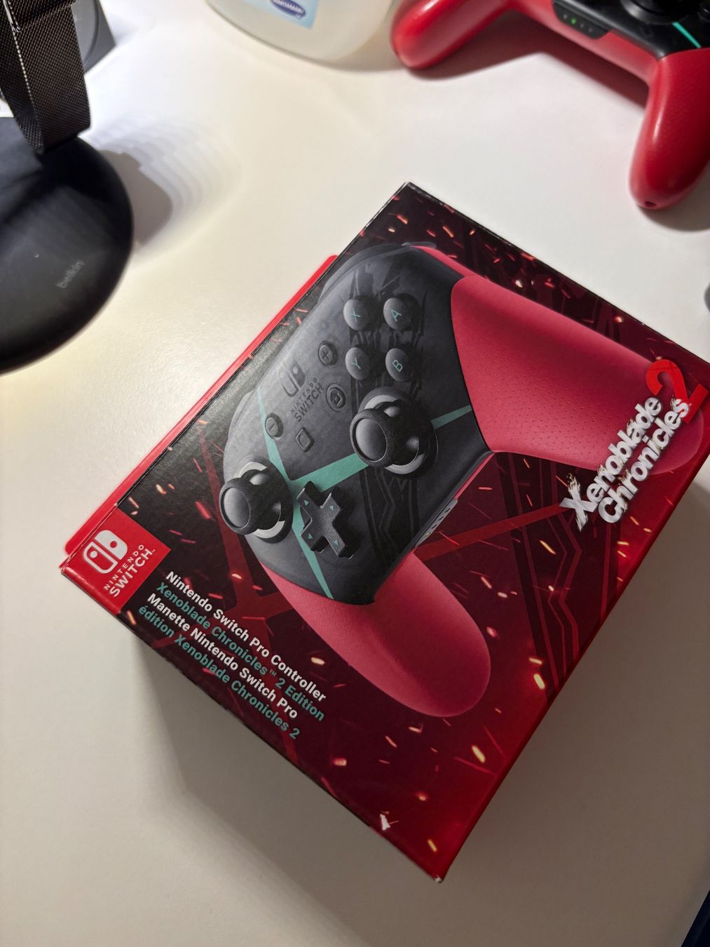 Nintendo Controller: Nintendo Switch Pro Controller Xenoblade Chronicles 2 – Gebraucht aus Möhlin von dth_5mw9 2