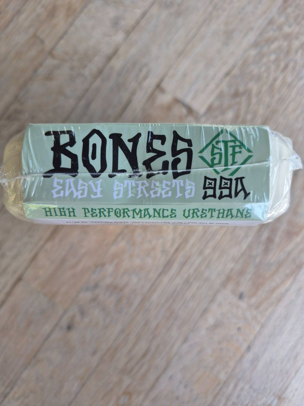 Skateboards: Roues de skateboard Bones "Decenzo" 54mm neuves – Usato da le landeron venduto da canette 2