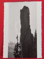 Felsen / Berg // Zeit und Ort unbekannt