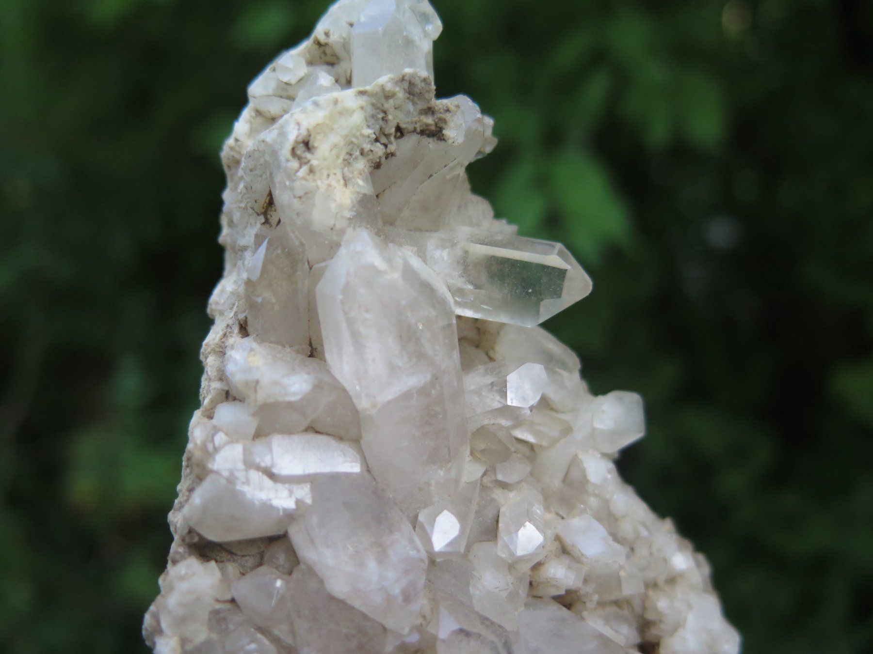 Minerali & Pietre curative: Bergkristall mit klaren Spitzen – Usato da Schaffhausen venduto da Yamakana51L8736OQ8 4