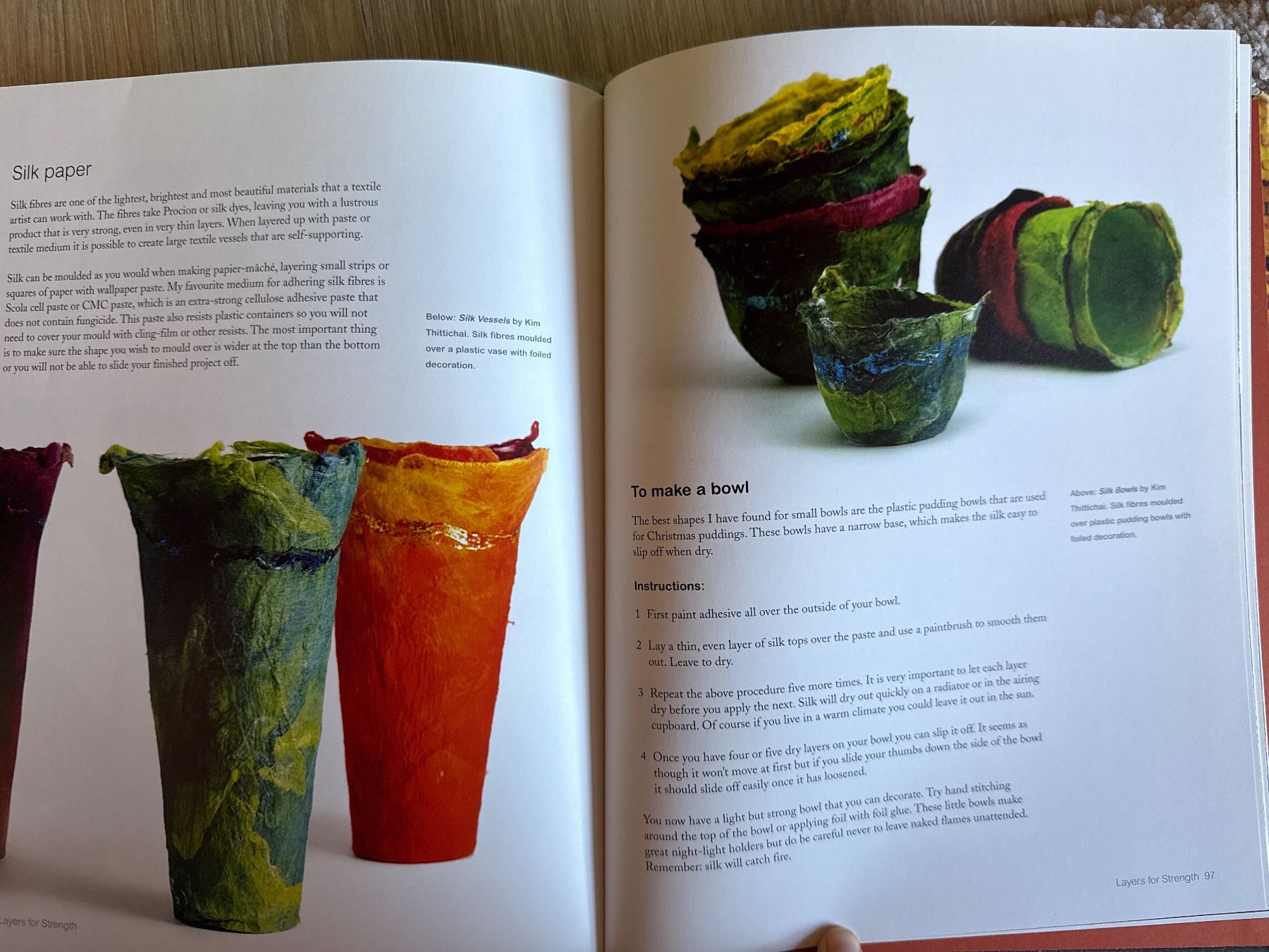 Libri: Buch zu Textilkunst: layered textiles – Nuovo e nell'imballaggio originale da Andelfingen venduto da Judy0007 3