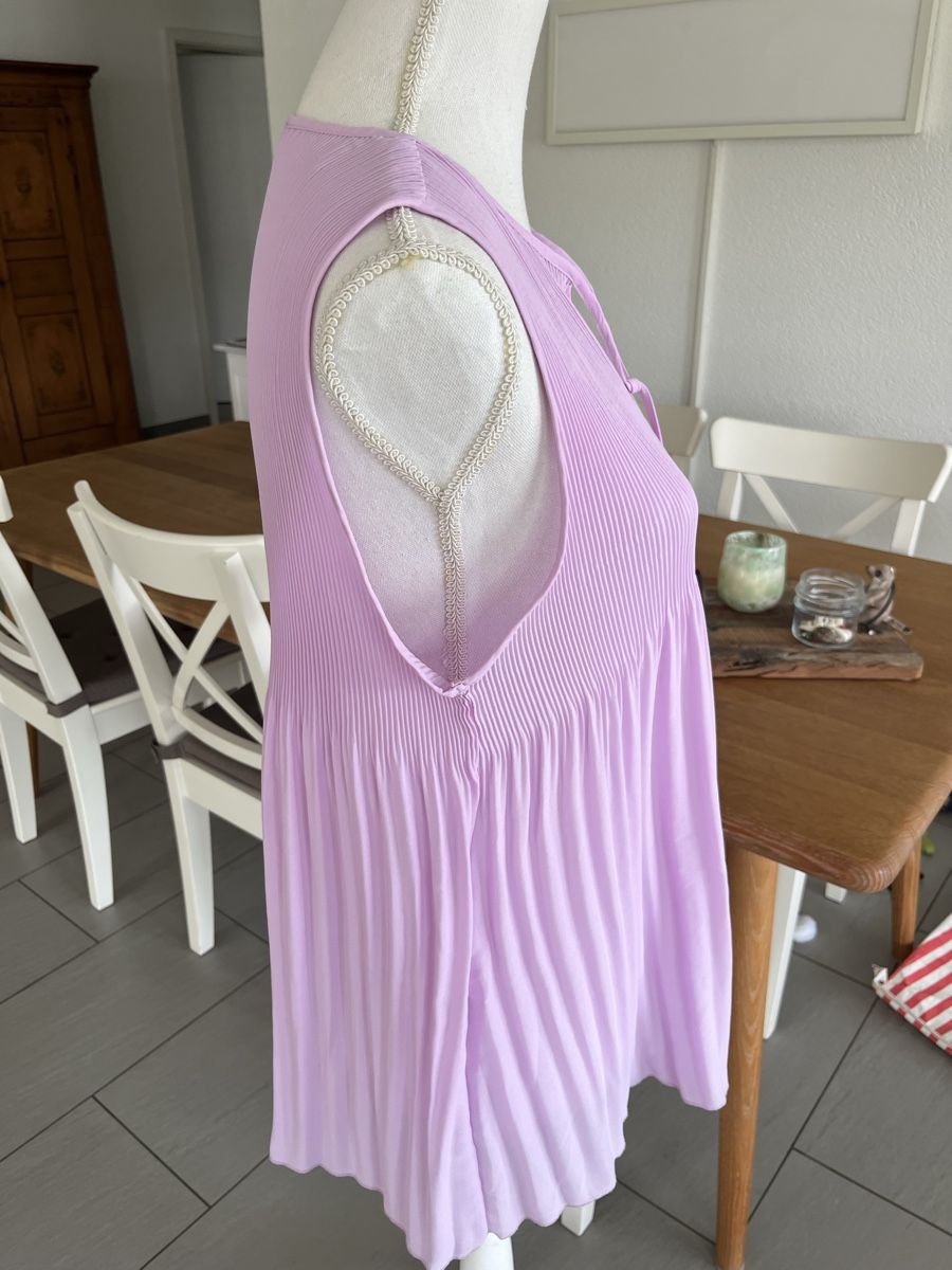 C&A Chemisiers: C&A Bluse lila Gr.42 – D'occasion à Herrenschwanden par Kamel1 2