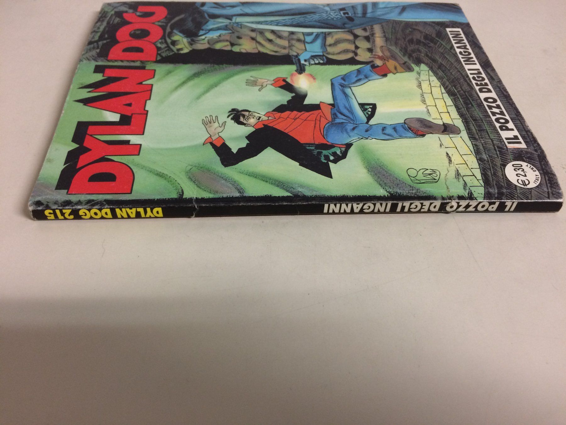 Fumetti: DYLAN DOG  # 215 IL POZZO DEGLI INGANNI Sergio Bonelli 2004 – Usato da Vezia venduto da Aquarius_Age 4