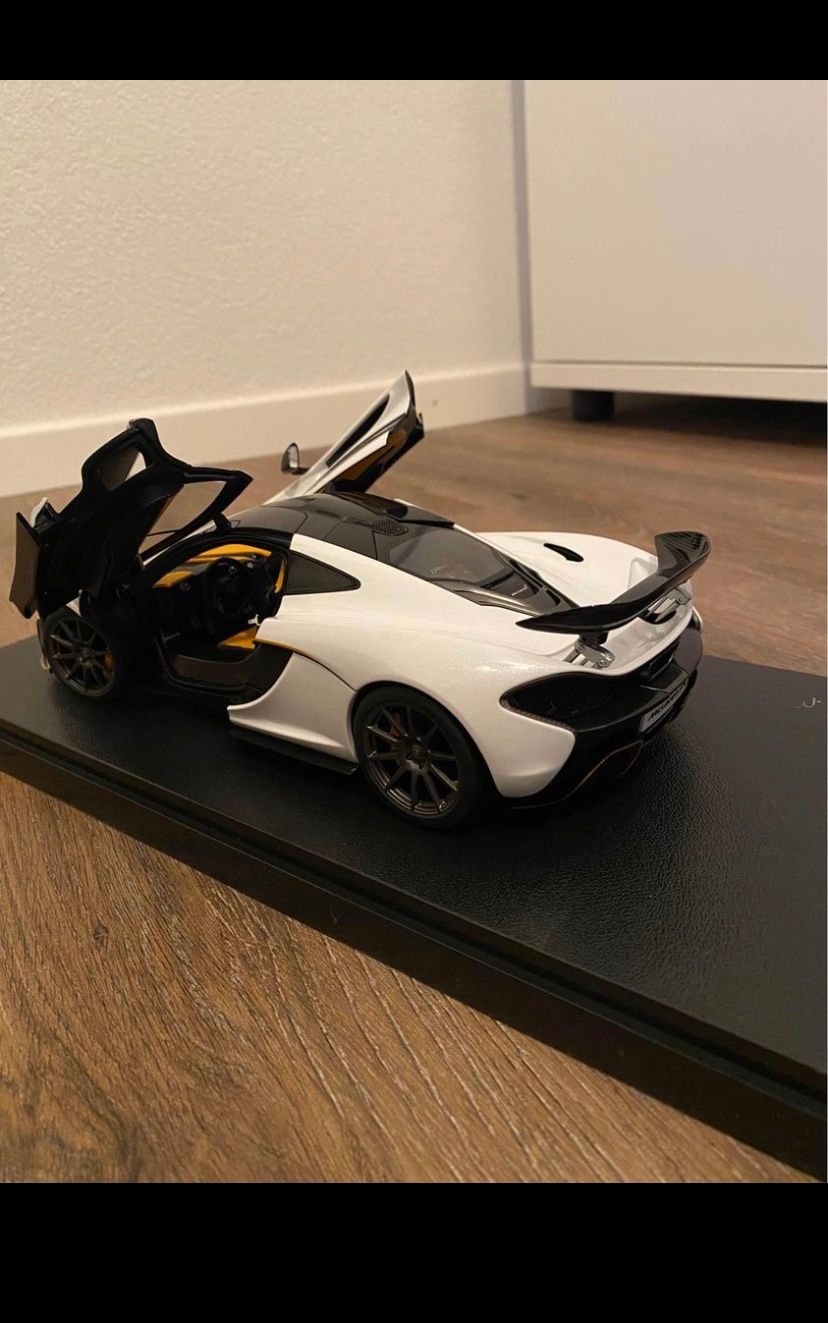 Mclaren Modellautos: McLAREN P1 ALASKAN DIAMOND – Neu und originalverpackt aus Tecknau von ZoZo9917 1