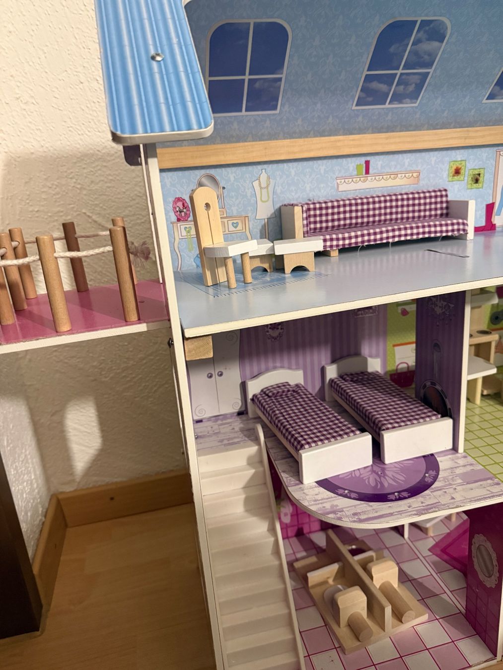 Puppenhäuser & -möbel: Puppenhaus – Gebraucht aus Embrach von vas_fky8 2