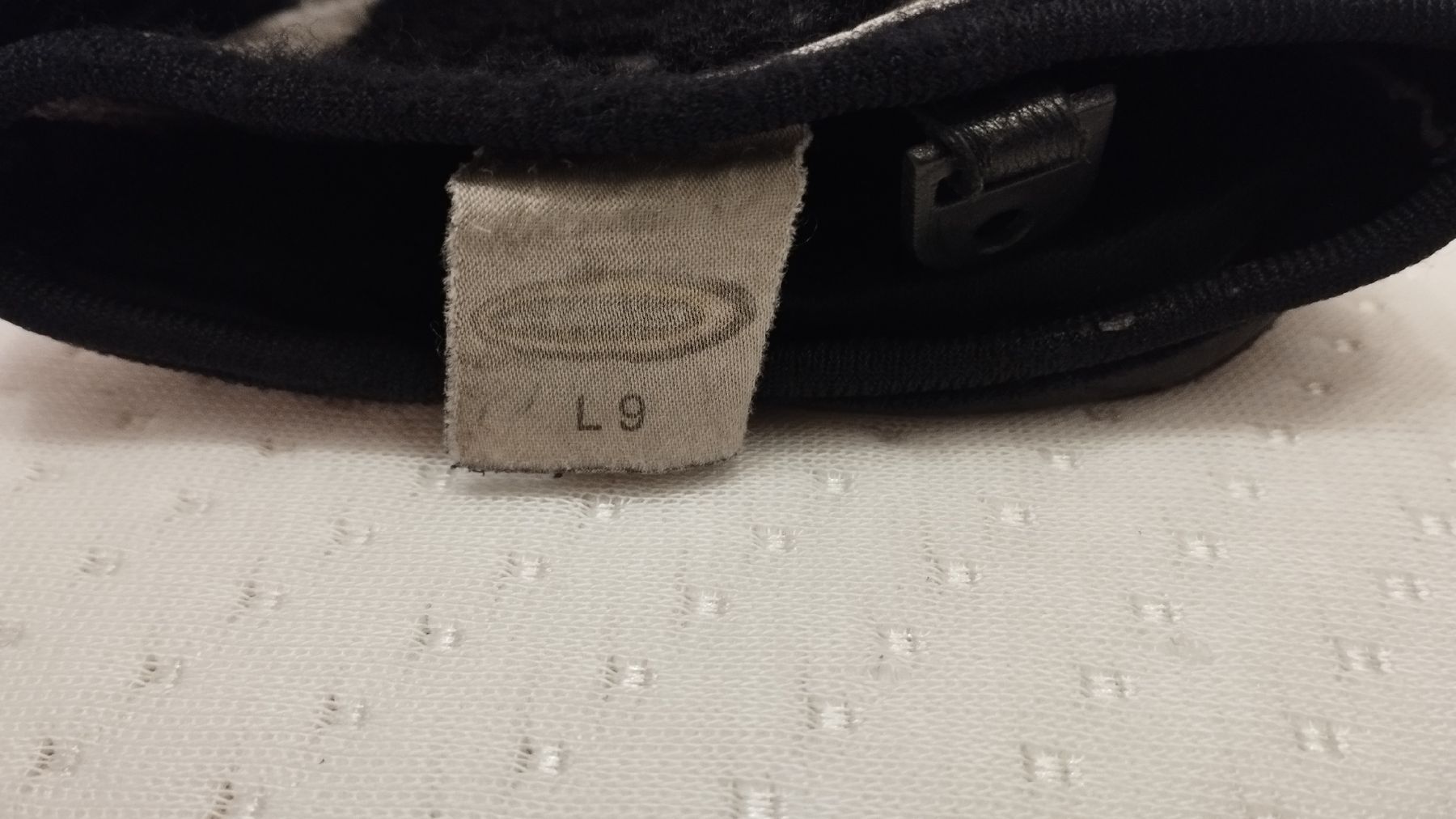 Held Guanti & manicotti: Held Motorradhandschuhe, Leder, Grösse L 9, stark gebraucht – Difettoso da Basel venduto da Schof 6