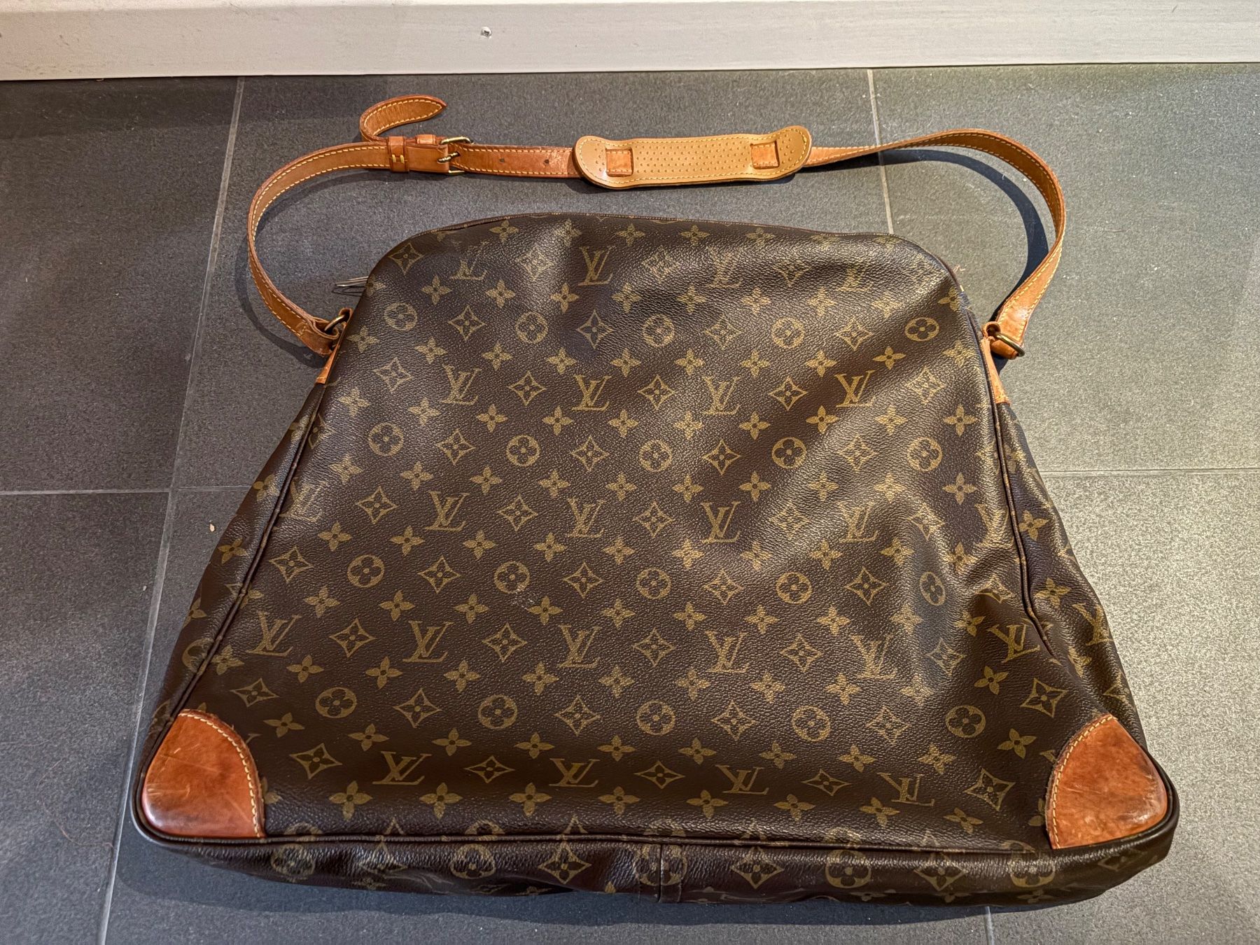 Louis Vuitton Borse da donna: Louis Vuitton Sac Balade – Usato da Bern venduto da _nik_01