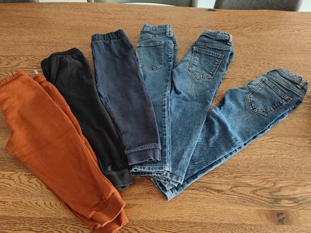 Kinderhosen Grösse 98