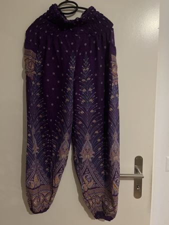 Hose lila Muster Grösse M guter Zustand