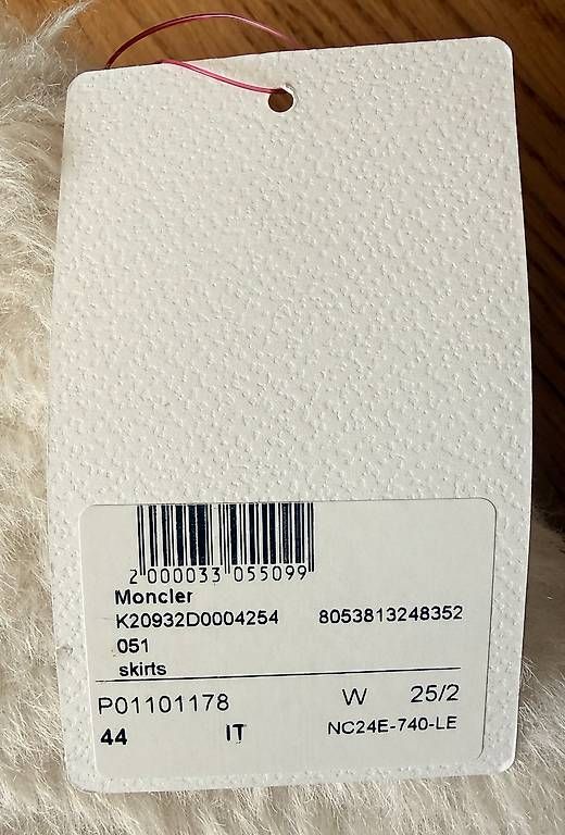 Gonne: Moncler Skirt  – Nuovo e nell'imballaggio originale da Bern venduto da Jenzymaui 3