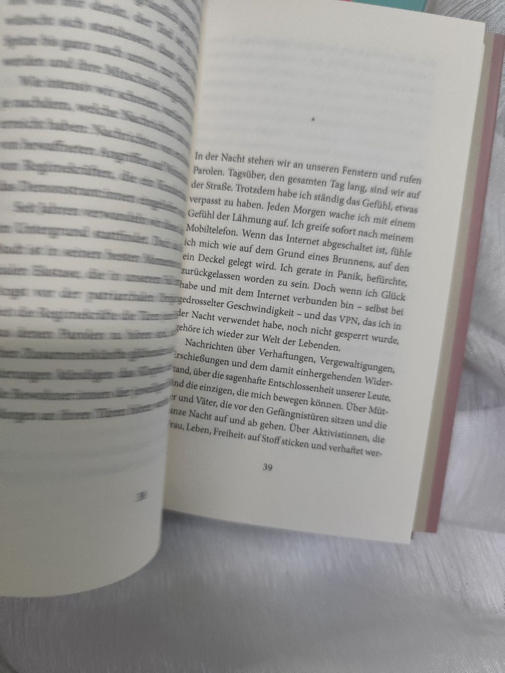 Libri: Ich bin Malala & Nila Auf den Strassen Teherans – Usato da Mägenwil venduto da VintageGirly 9