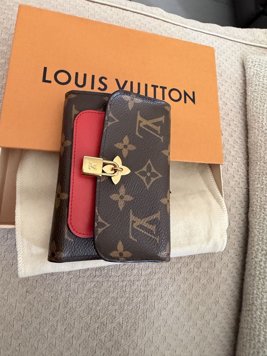 Louis Vuitton Portemonnaie: Louis Vuitton wallet Flower – Gebraucht aus Allschwil von Figidindia