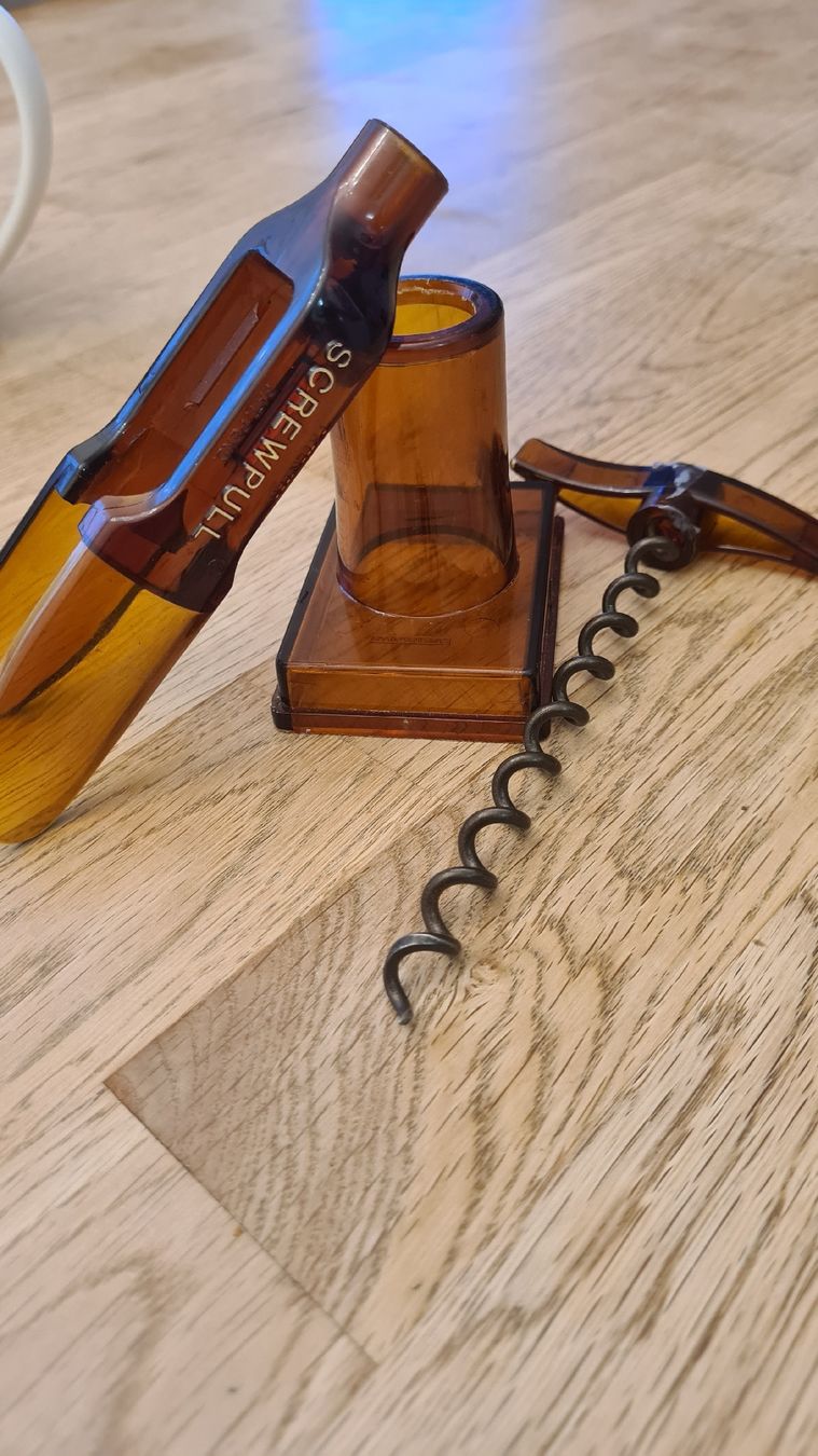 Le Creuset Apribottiglie & Tappi per chiusura: SCREWPULL Korkenzieher bernstein  – Usato da Luzern venduto da Zanclus 3