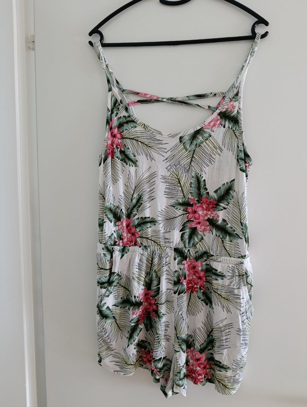 Tute: Jumpsuit Gr. M Chicorée  – Usato da Bellach venduto da TORA4