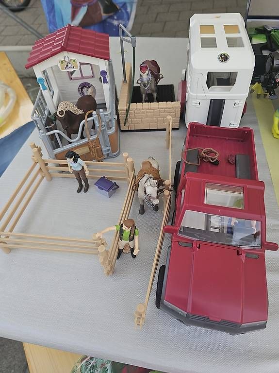 Schleich Giocattoli: Schleich – Usato da Muttenz venduto da nic_2ptn