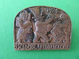 Basler Fasnachtsplakette Kupfer mit Nadel 1926