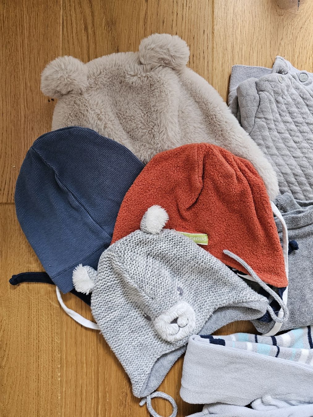 Lotti & Set di vestiti: Kleiderpaket  – Usato da Basel venduto da sst_m5xv 2