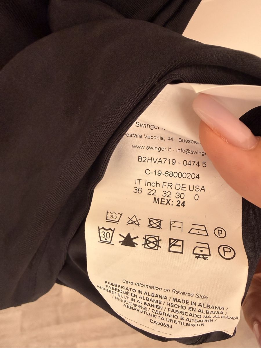 Versace T-shirt: Versace Jeans Couture T-Shirt – Usato da Genève venduto da lea_lg9v 3