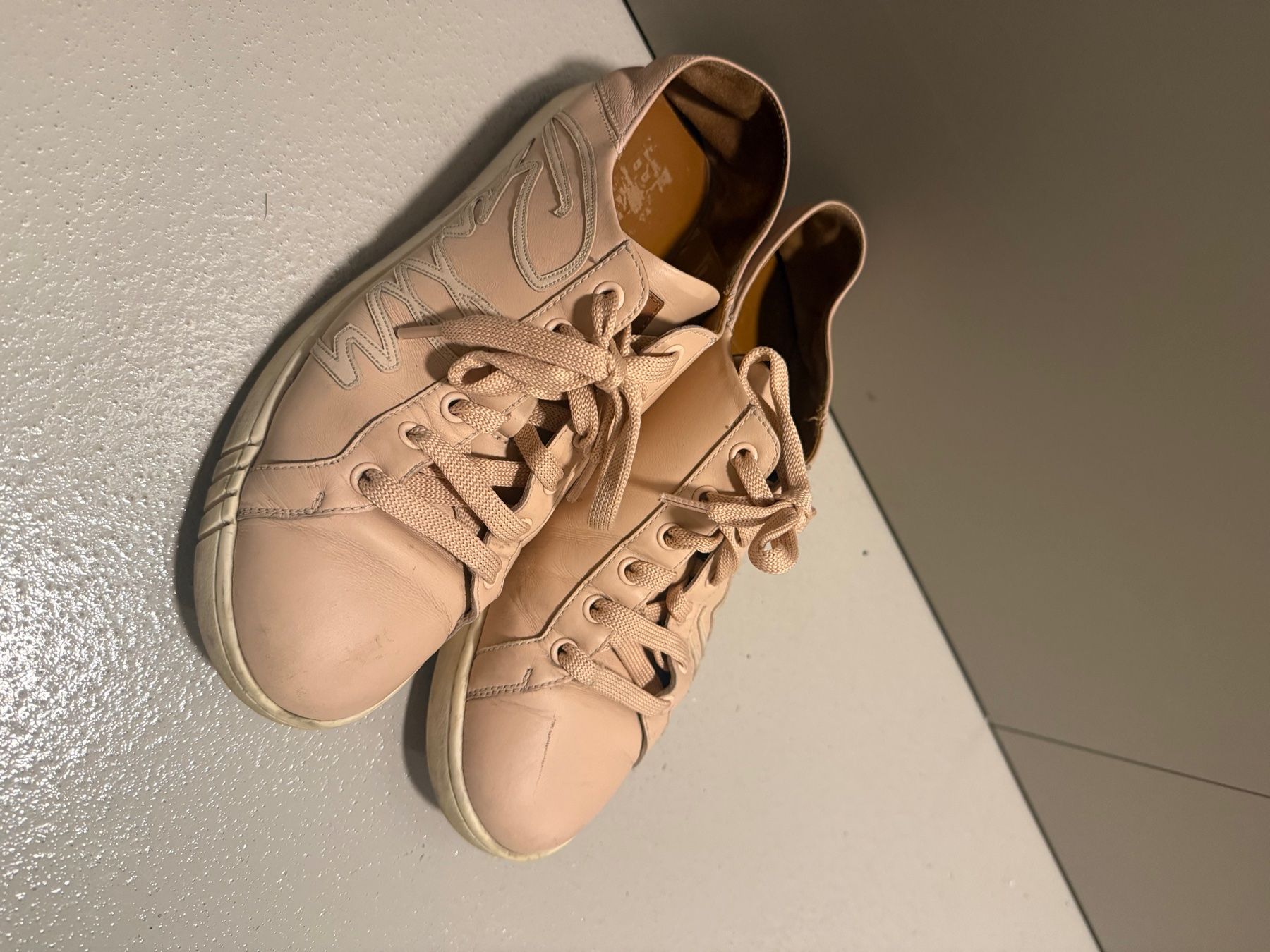 Bally Damenschuhe: Chaussures Bally – Gebraucht aus Vandoeuvres von iga_zzg6