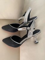 MUST HAVE - stylische/edle Sommerpumps, nero/silber, 39